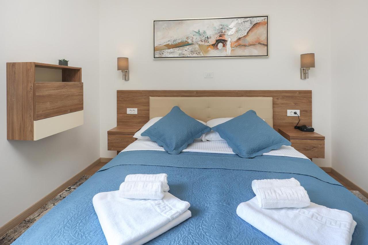 Villa Kaoru Brand New Villa With A Heated Swimming Pool Malinska Buitenkant foto